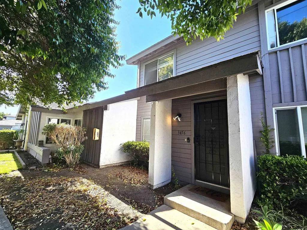 3456 Seabreeze Walk, Oceanside, CA 92056