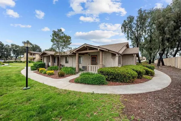 El Cajon, CA 92021,1423 Graves Avenue #174