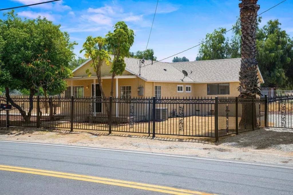 Jurupa Valley, CA 92509,7080 Valley Way