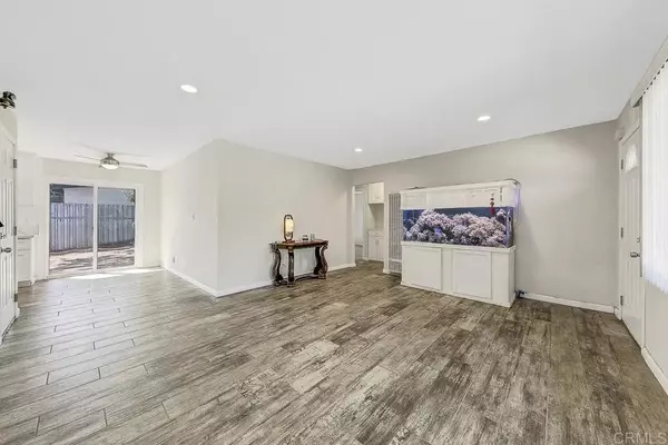 Escondido, CA 92027,1215 E Mission Avenue