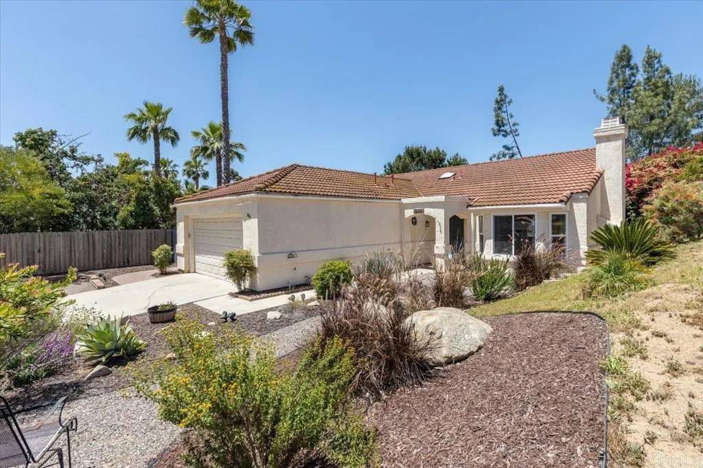 Escondido, CA 92026,819 Corte Merano