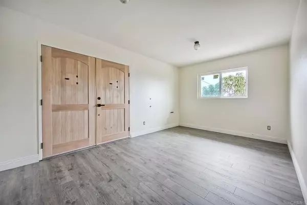 San Diego, CA 92113,325 Dewey Street