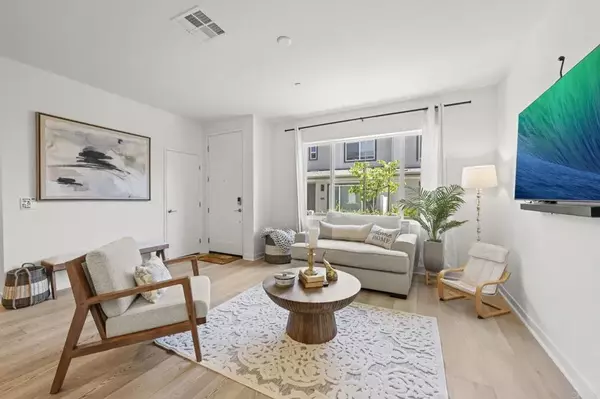 Fallbrook, CA 92028,35180 Grove Trail