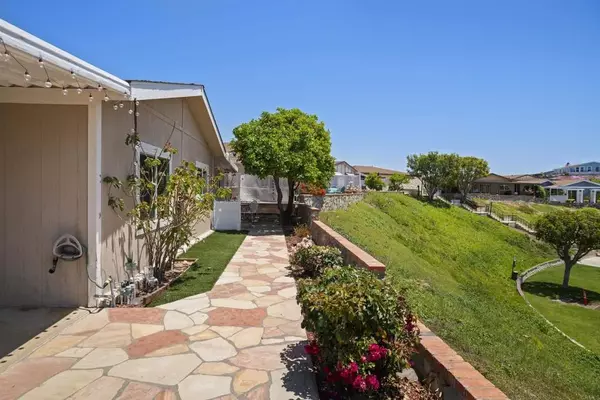 909 RICHLAND RD #115, San Marcos, CA 92069