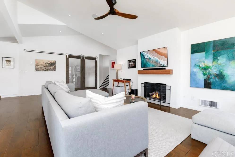 Solana Beach, CA 92075,503 S Sierra #162