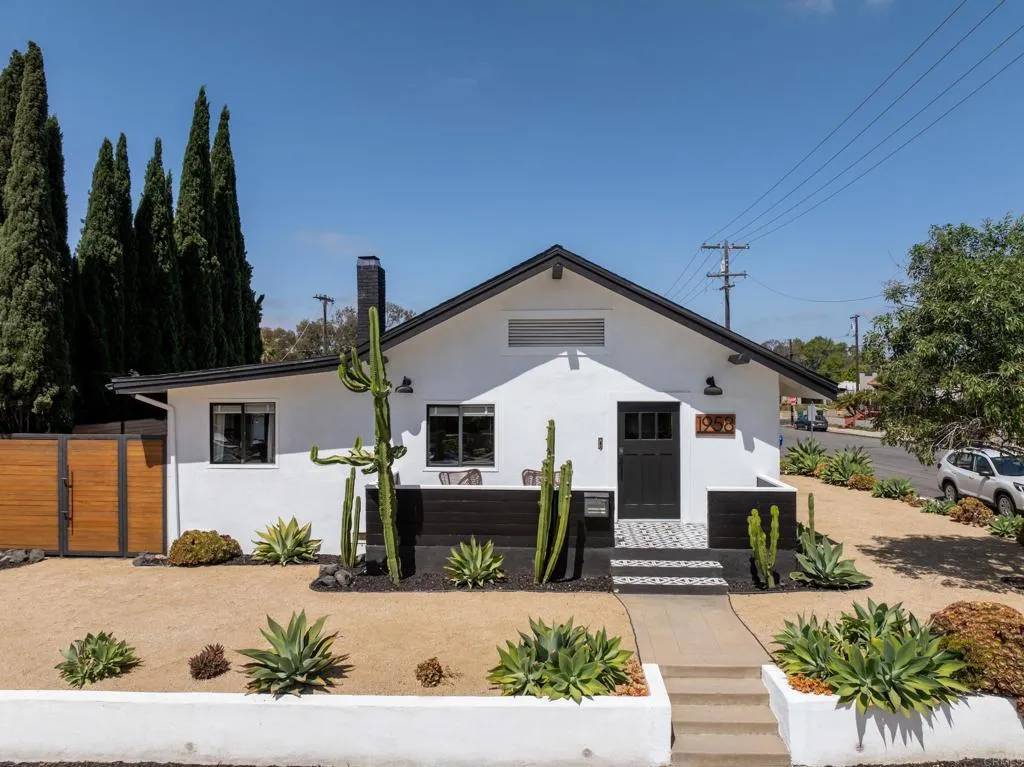 1958 Edgemont Street, San Diego, CA 92102