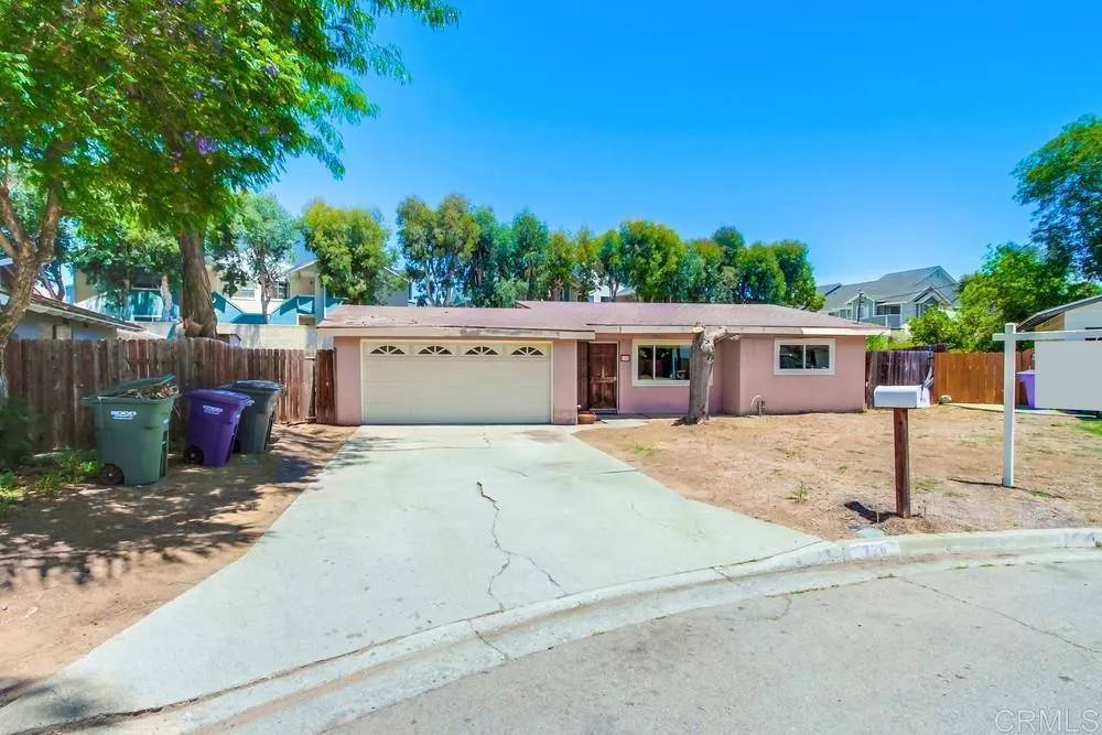 Fallbrook, CA 92028,728 Hackberry Place