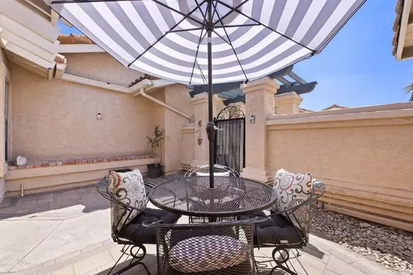 San Diego, CA 92128,15746 Via Calanova