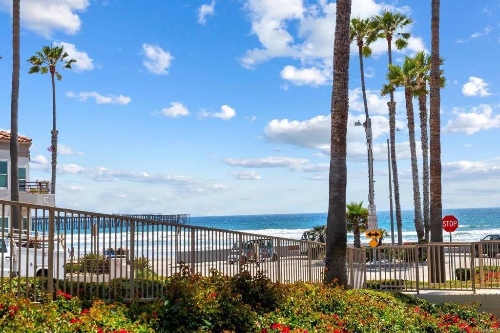 Oceanside, CA 92054,600 N The Strand #3
