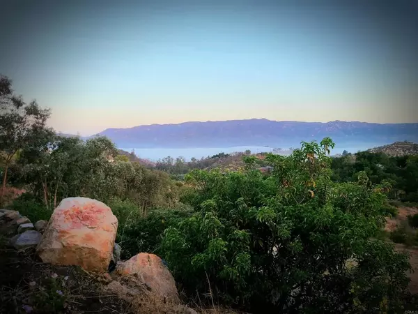 Fallbrook, CA 92028,2620 Mar Vinga