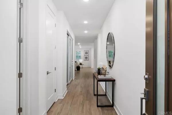 San Diego, CA 92130,6445 Fischer Way