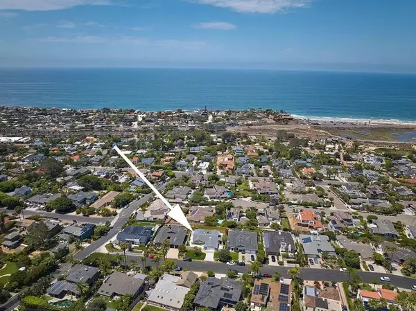 Solana Beach, CA 92075,717 Barbara Ave