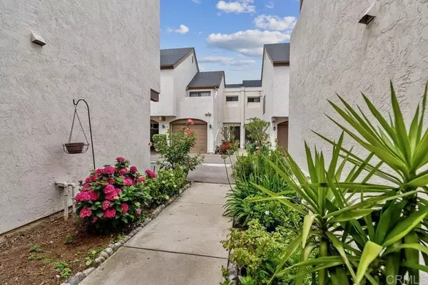 El Cajon, CA 92019,1518 Granite Hills Drive #C