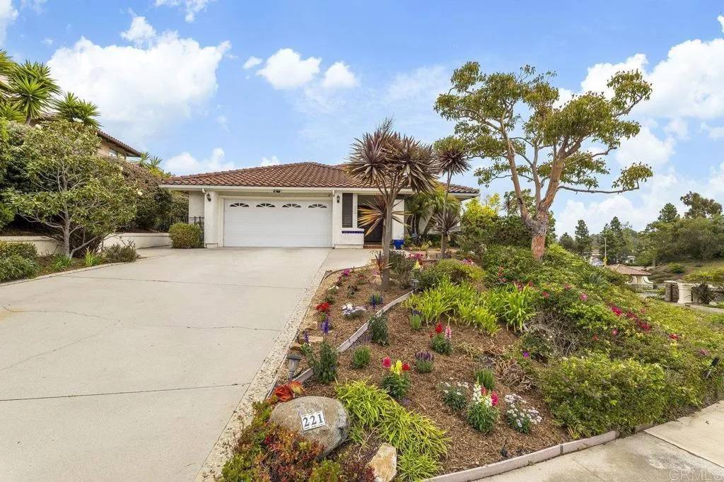 Encinitas, CA 92024,221 Via Tierra