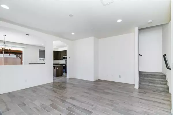 Ramona, CA 92065,1320 Shoshone Falls Dr