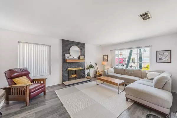 Escondido, CA 92027,2219 Montemar