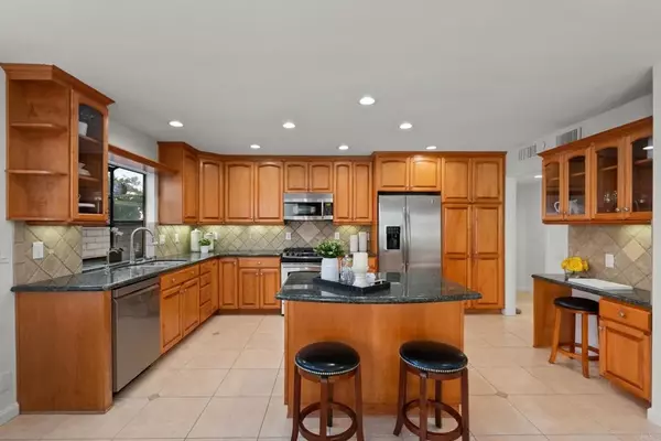 Saugus, CA 91350,21905 Grovepark Drive
