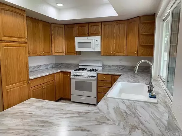 Carlsbad, CA 92008,3465 Spanish Way