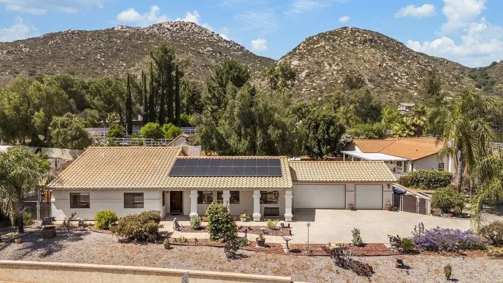 26267 Bellemore Drive, Ramona, CA 92065