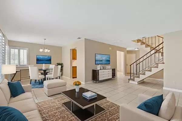 Sacramento, CA 95828,8041 Lomand Court