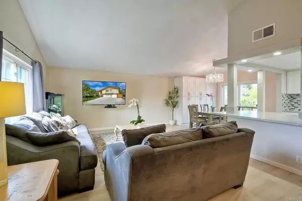 Encinitas, CA 92024,235 Cerro Street