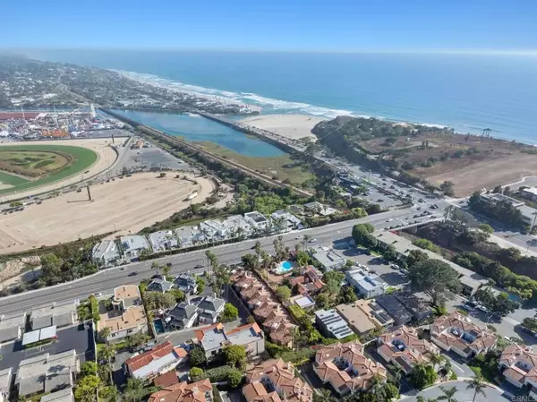 Solana Beach, CA 92075,834 S Cedros