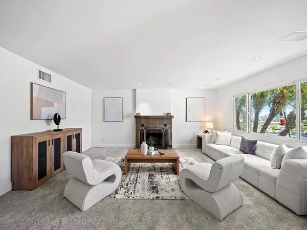 Lakeside, CA 92040,12514 Ridgeton Drive