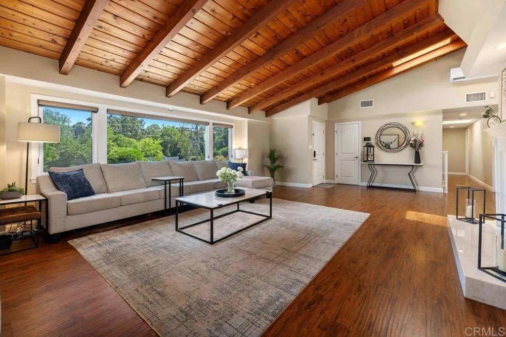 El Cajon, CA 92020,11356 Fuerte Drive