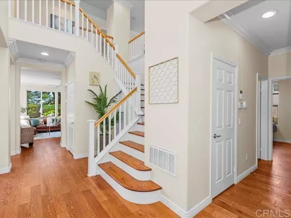 Carlsbad, CA 92009,2381 Avenida Helecho