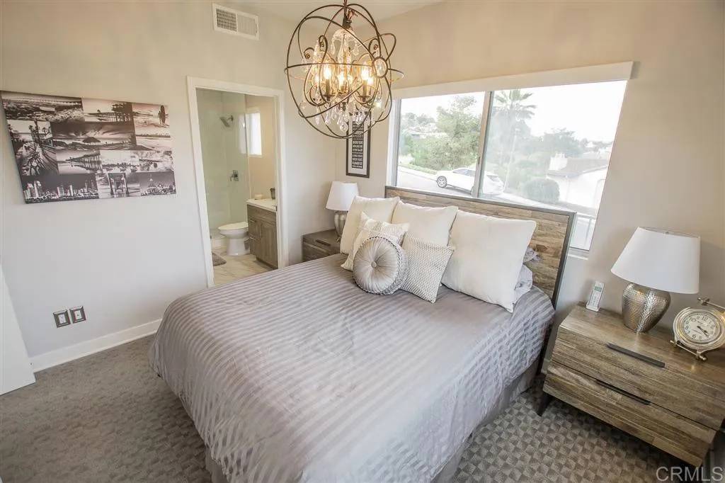 Carlsbad, CA 92009,7570 Gibraltar Street #101