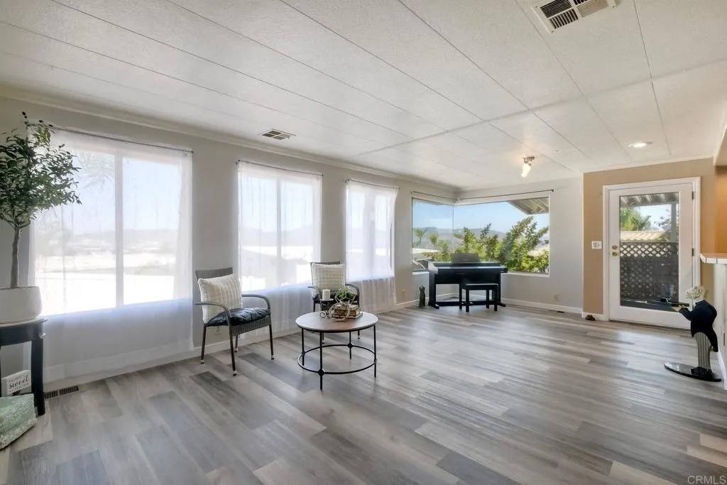 150 S Rancho Santa Fe #105, San Marcos, CA 92078