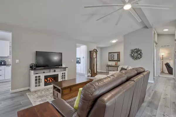 Oceanside, CA 92057,1439 Puritan Drive