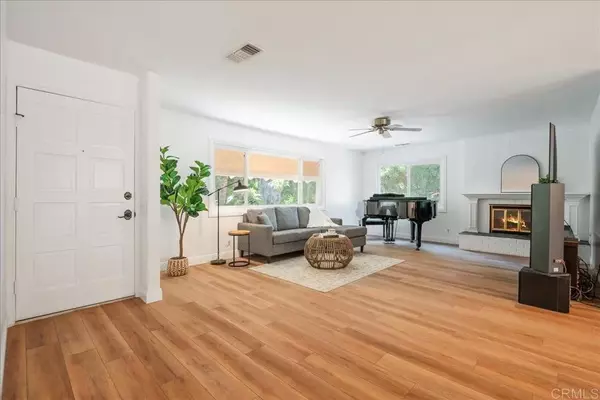 Vista, CA 92084,1210 Dolphin Circle