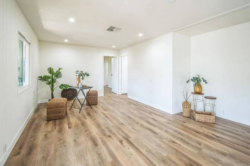 Oceanside, CA 92057,1453 Salem Court