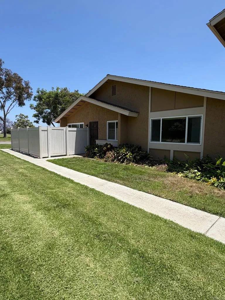 292 Countryhaven Road, Encinitas, CA 92024