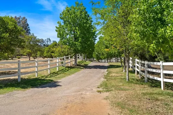 Valley Center, CA 92082,13511 Hilldale Road