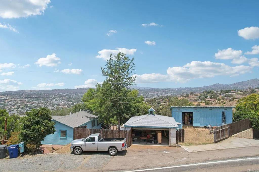 2326 Helix St, Spring Valley, CA 91977