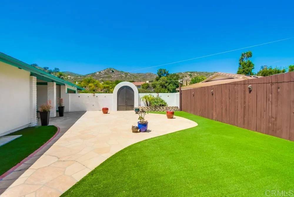 Poway, CA 92064,12919 Evalyn Place