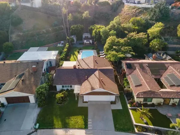 San Diego, CA 92111,3876 Mount Albertine Avenue
