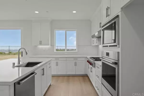 San Marcos, CA 92069,944 Visalia Place