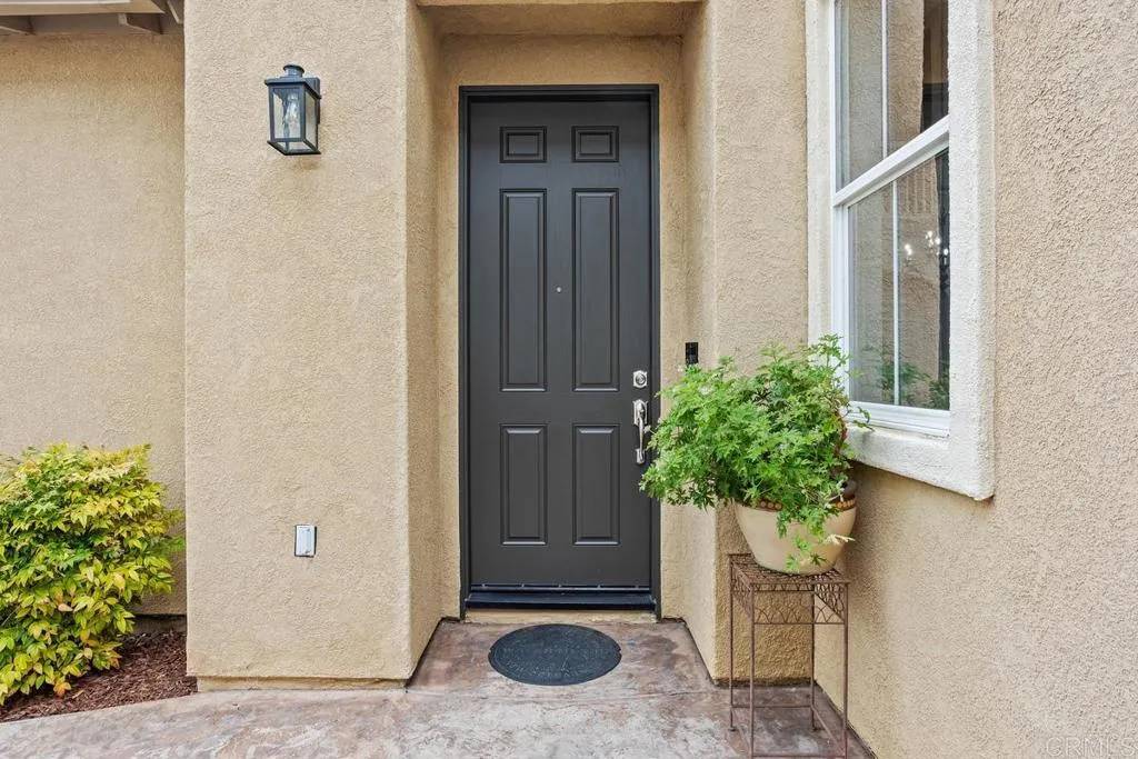 San Marcos, CA 92078,1709 Weatherwood Court