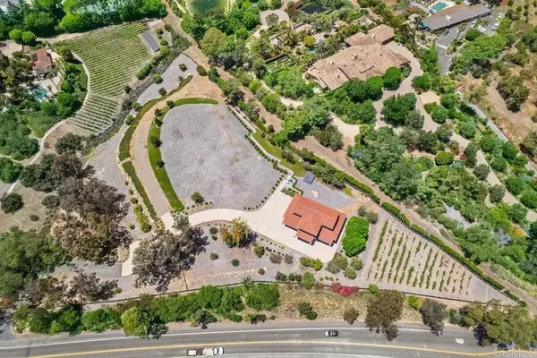 6842 Paseo Delicias, Rancho Santa Fe, CA 92067