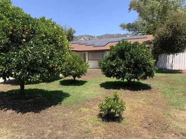 Escondido, CA 92026,3032 Laurashawn Ln
