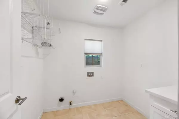 La Mesa, CA 91941,4416 Palm Avenue #12