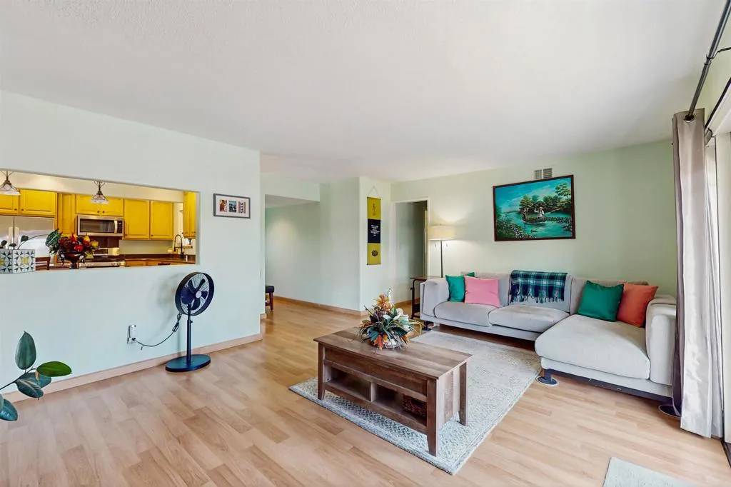 Poway, CA 92064,12538 Buckskin Trail