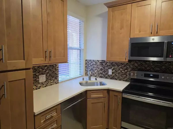 San Diego, CA 92128,18680 Caminito Cantilena #230