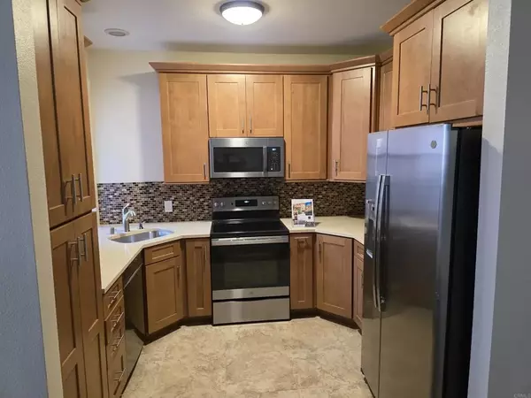 San Diego, CA 92128,18680 Caminito Cantilena #230