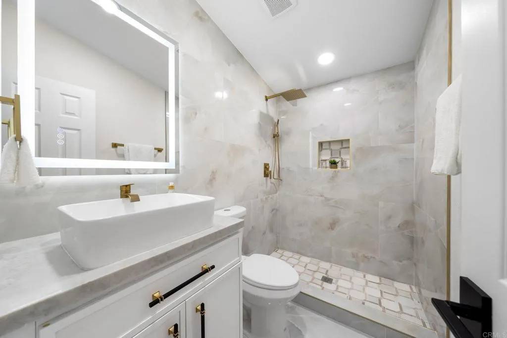 Poway, CA 92064,13824 Powers Road