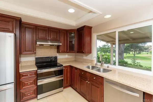 Rancho Bernardo (san Diego), CA 92128,17550 Plaza Karena