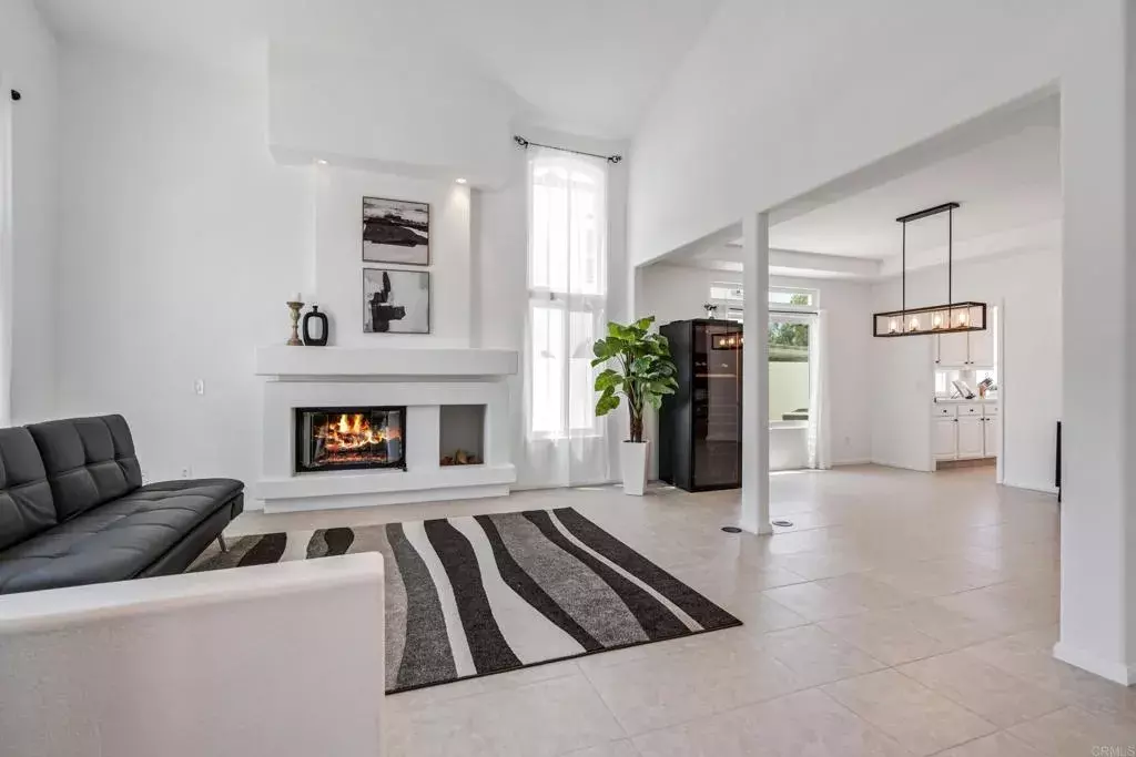 Oceanside, CA 92056,4926 Colusa Drive